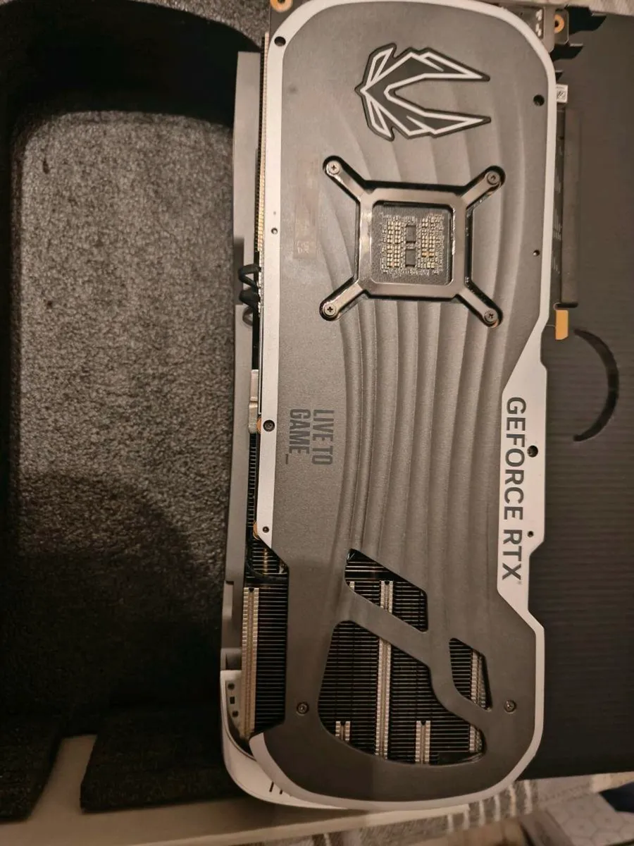 Zotac Gaming AMP Infinity 4080 16gb - Image 2