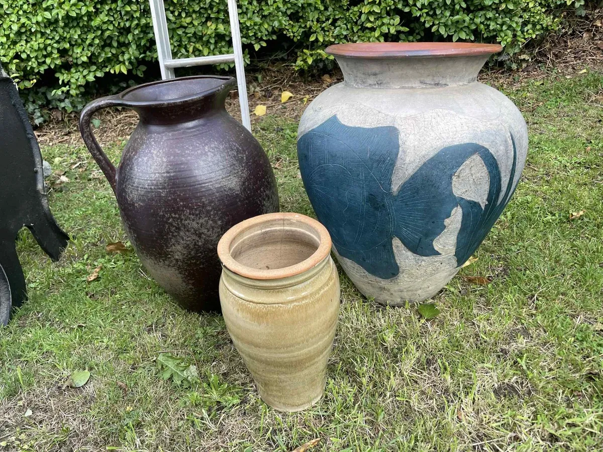 3 large vase €15 - Image 2