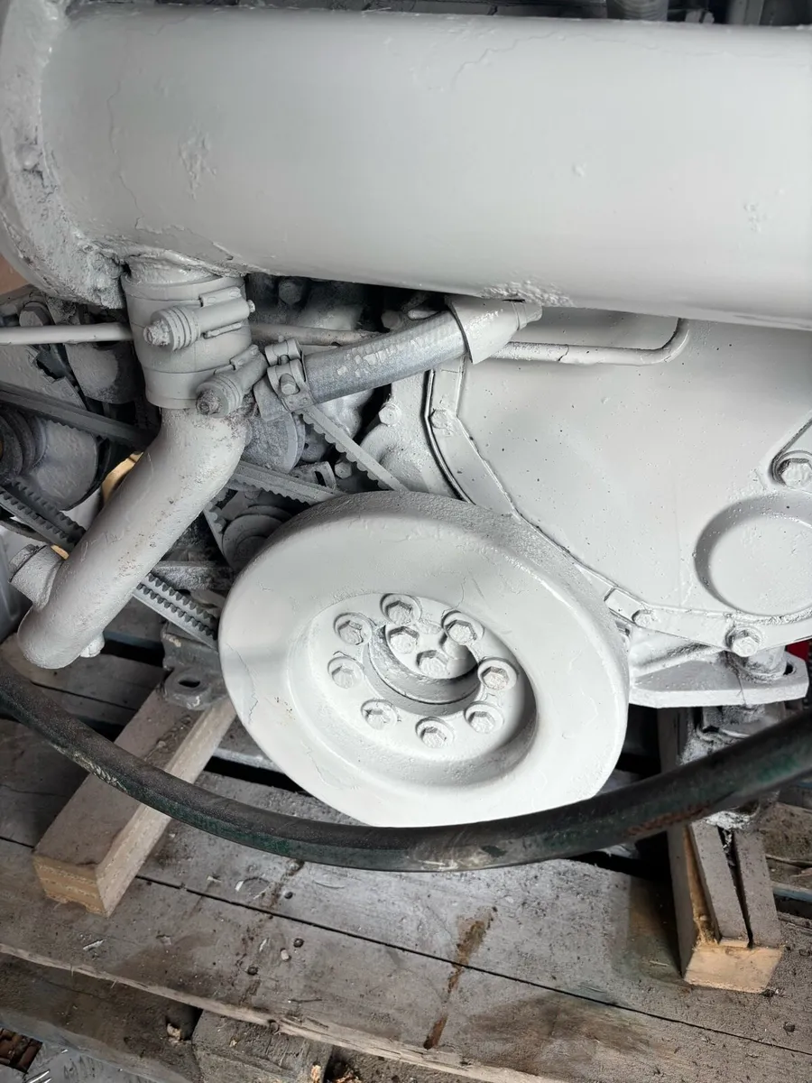 3126 350hp catapillar - Image 3