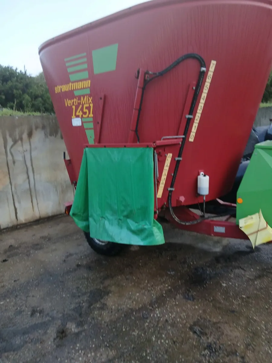 Farm machinery - Image 3