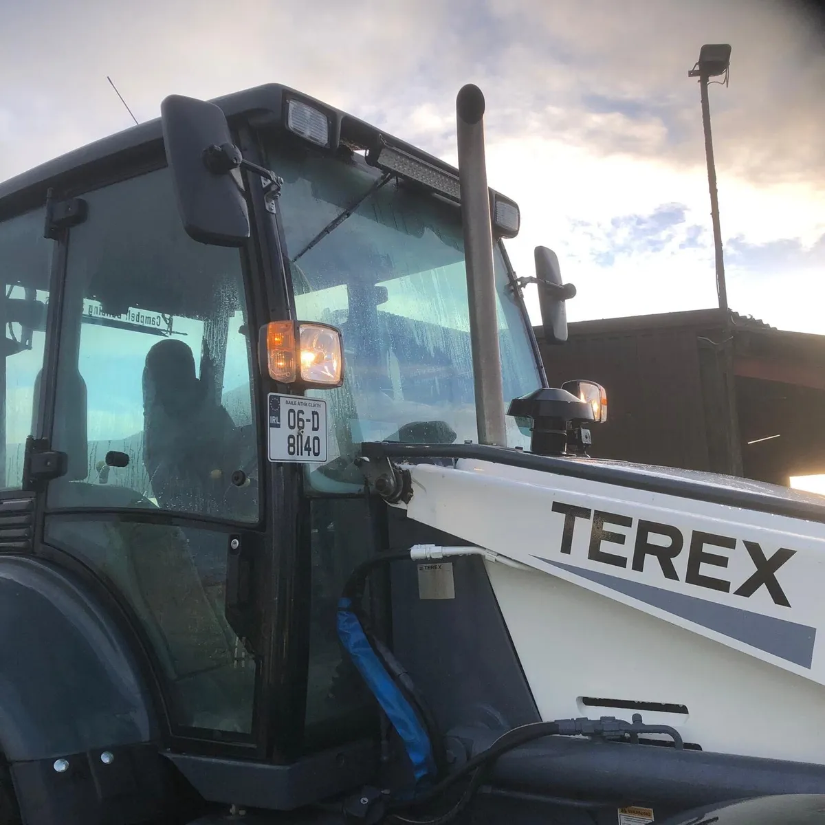 Terex sx 860 digger - Image 3