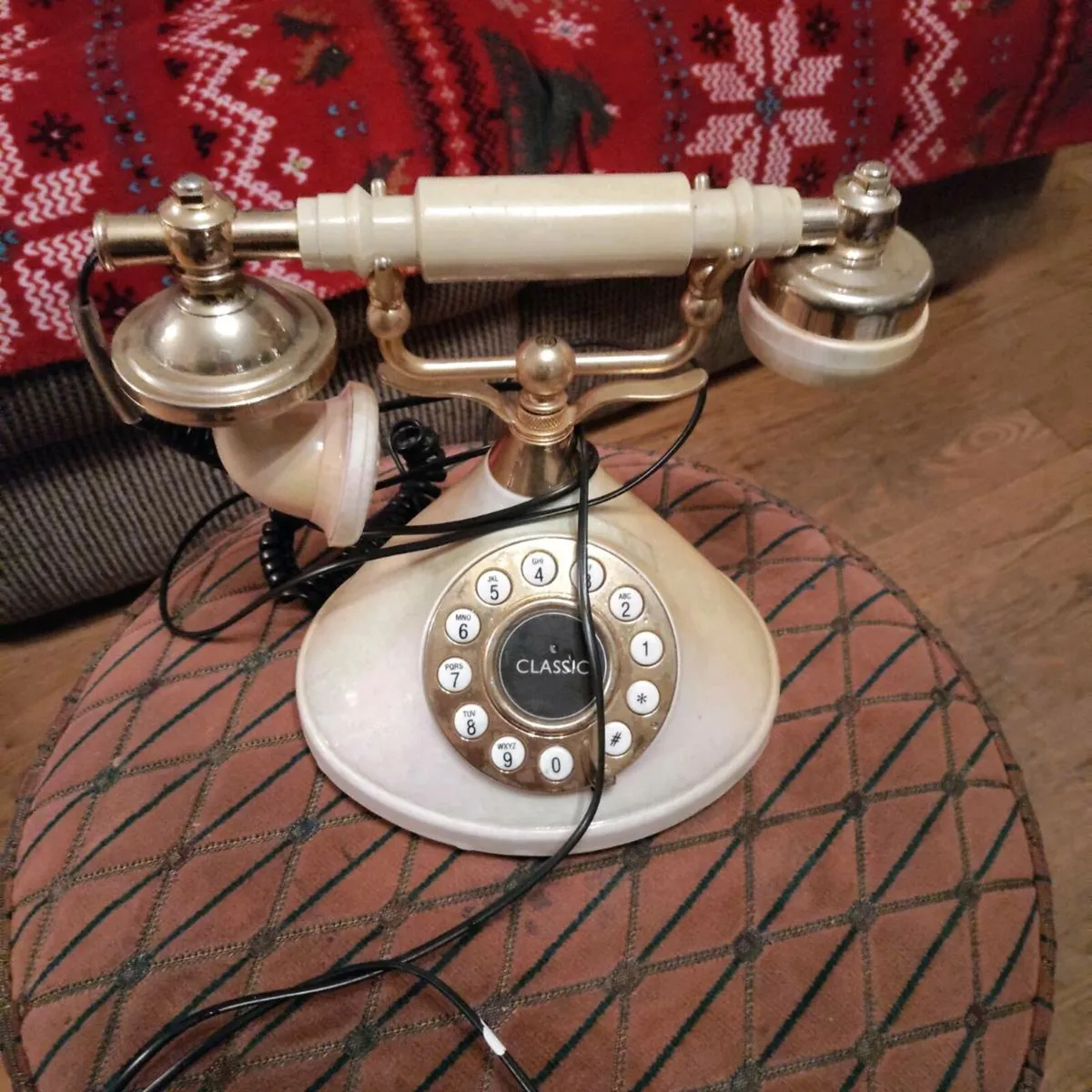 Vintage telephone - Image 1