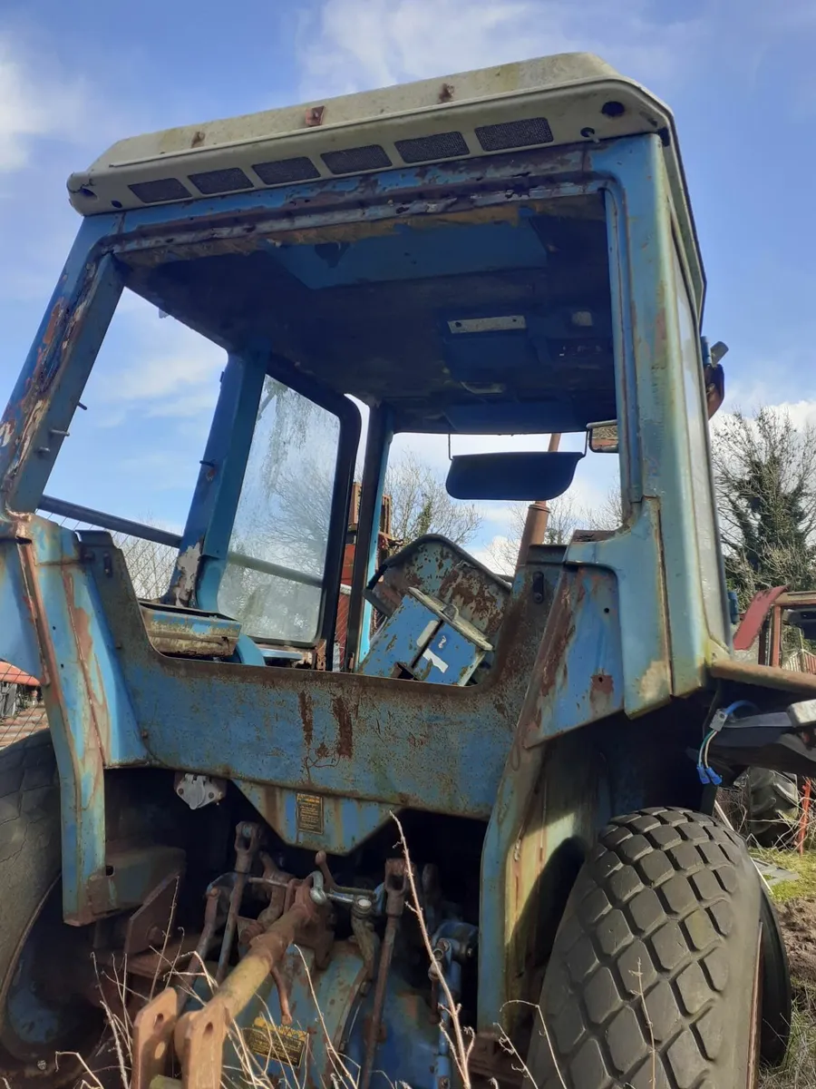 Tractor Cabs &  Doors  & Tyres - Image 3