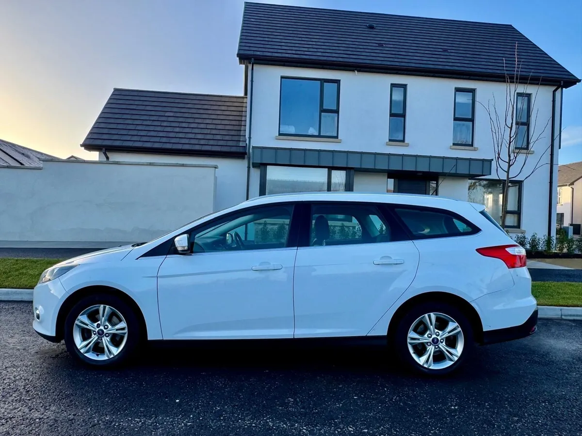 132 Ford Focus Estate- NEW NCT - - Image 4
