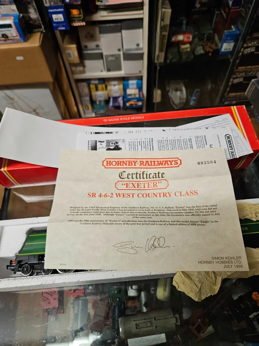 Hornby OO Gauge West Country Class Exeter - Image 2