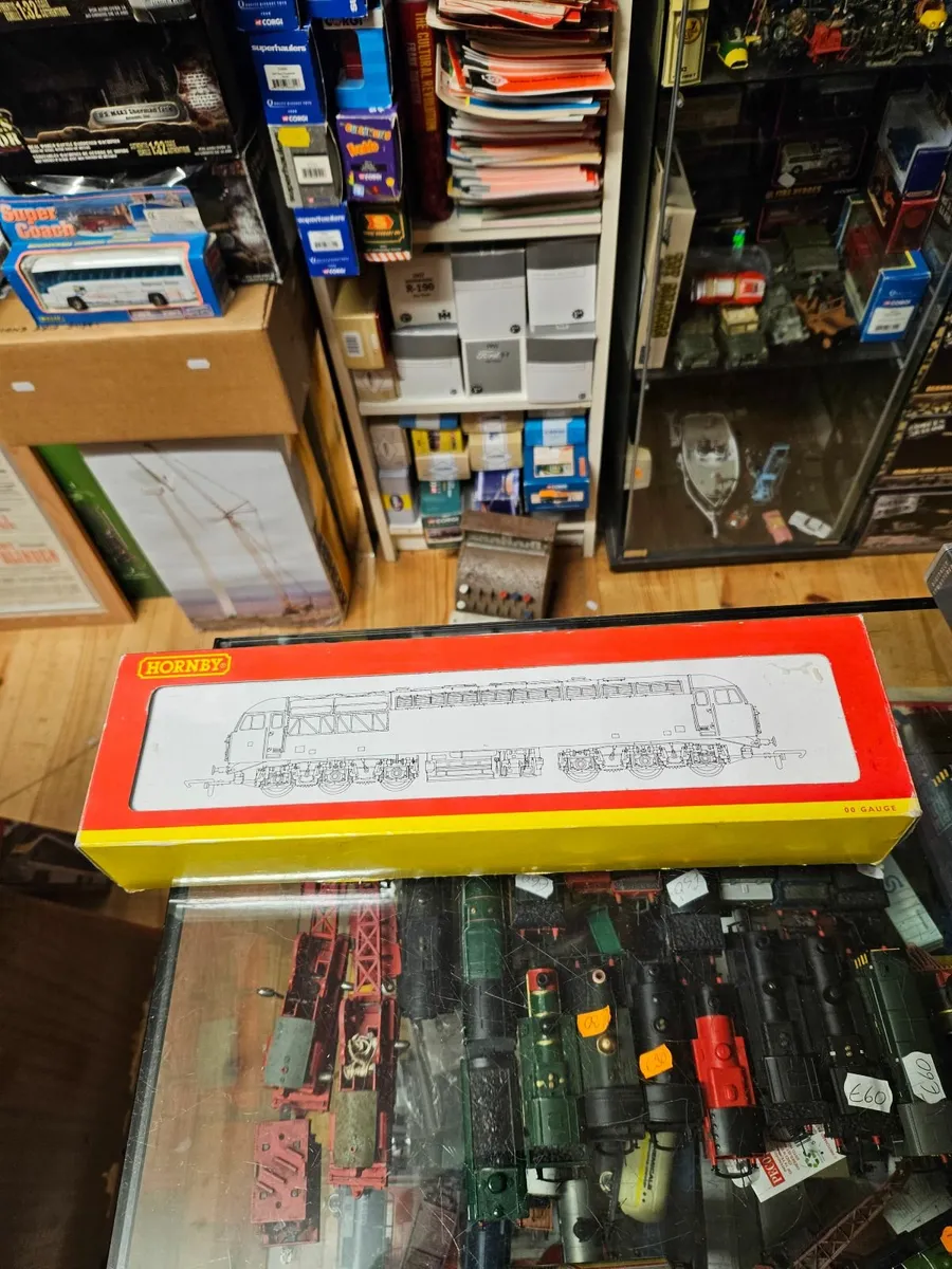 Hornby OO Gauge Class 56 - Image 2