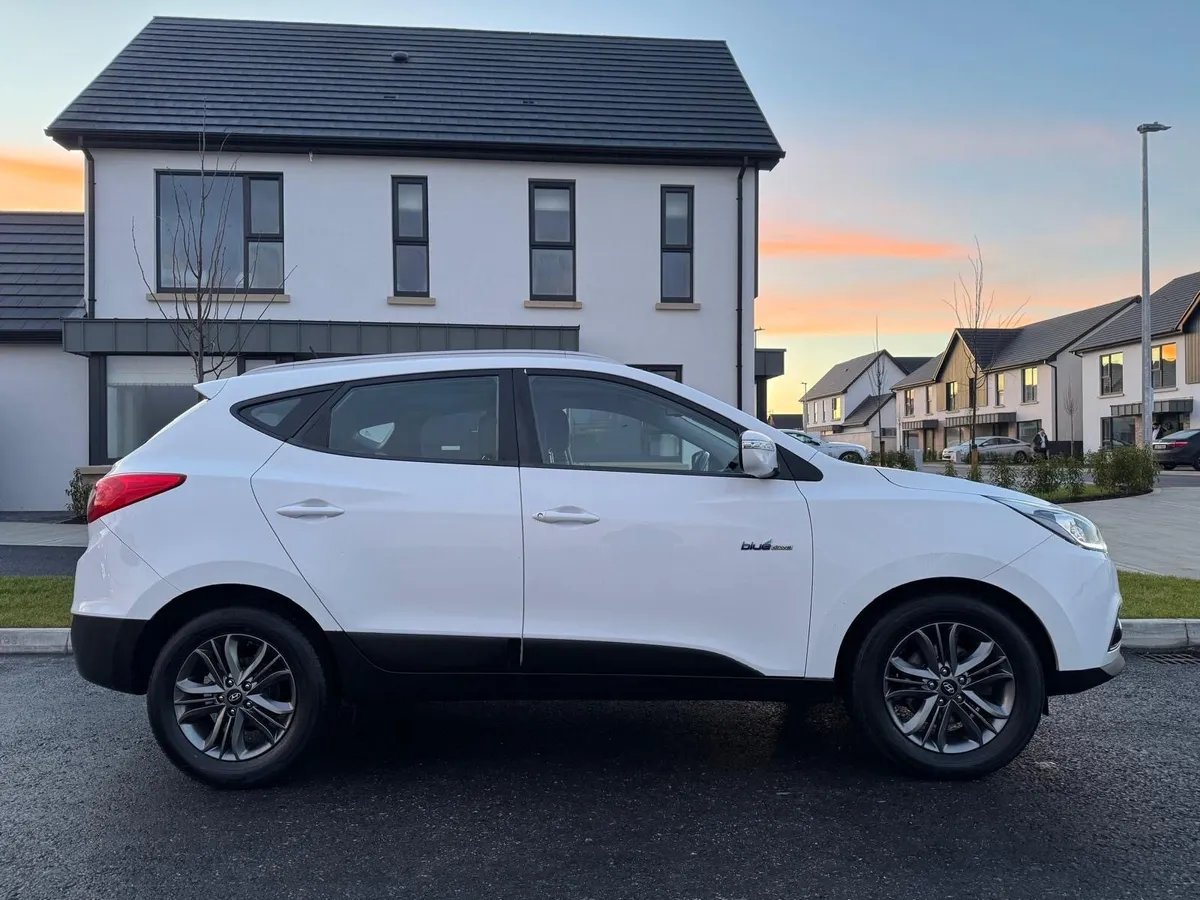 152 HYUNDAI IX35 • NEW NCT • - Image 3