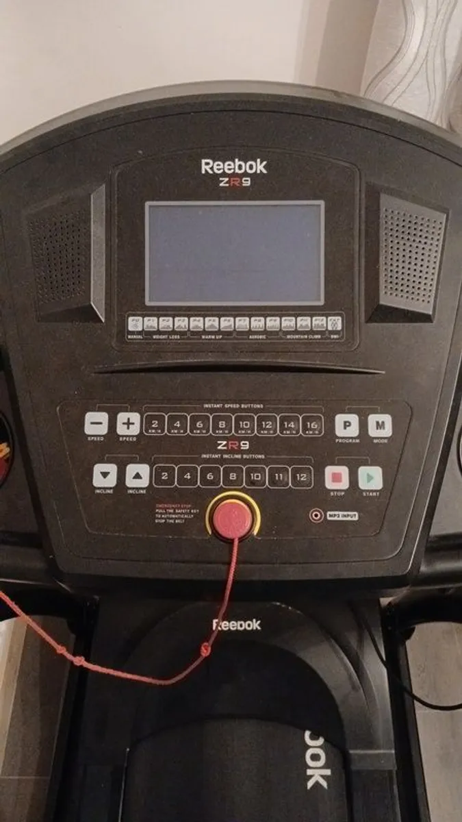 Reebok treadmill - Image 3