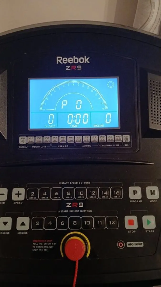 Reebok treadmill - Image 4