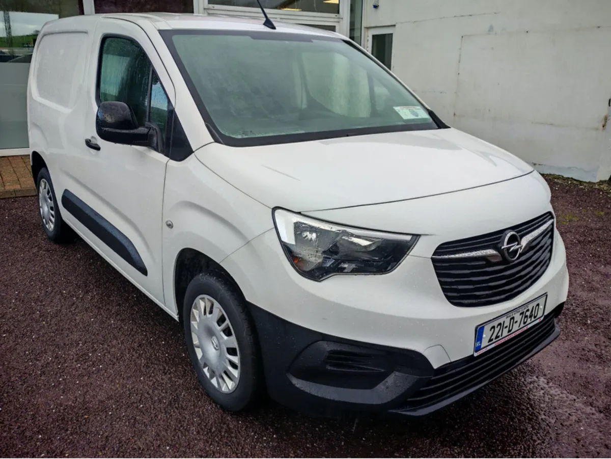 OPEL COMBO L1H1-1.5 100PS DIESEL 6SPEED MANUAL MY2 - Image 1