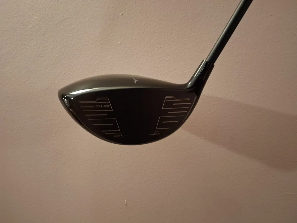 Mizuno st max 230 driver - Image 2