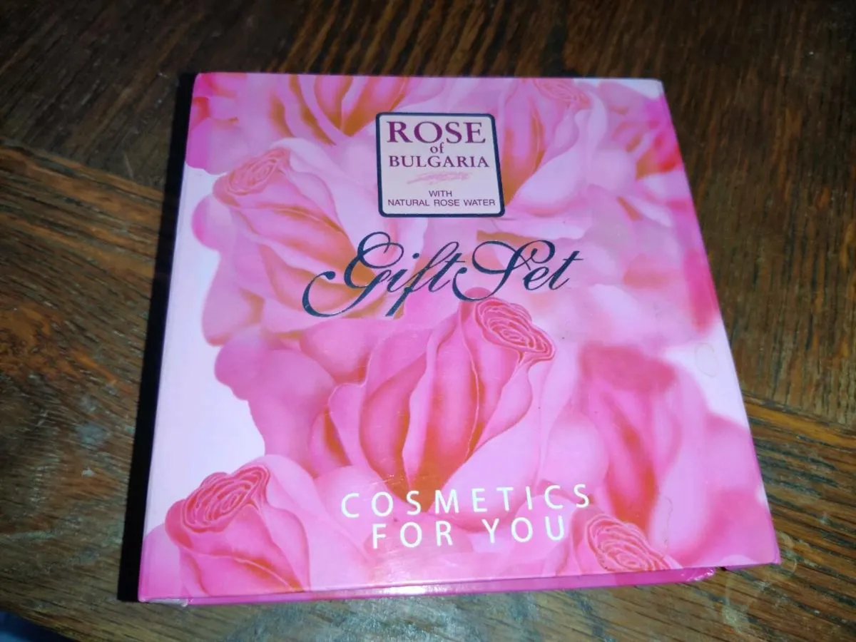 ROSE OF BULGARIA Rose Water Scent Perfume Soap Set - Image 2