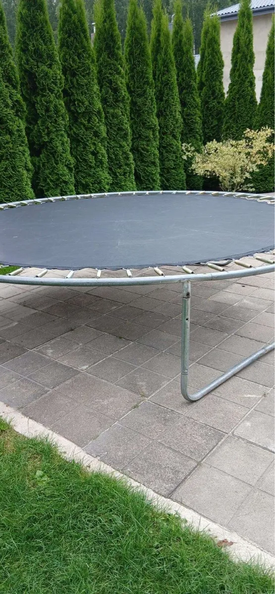 trampoline