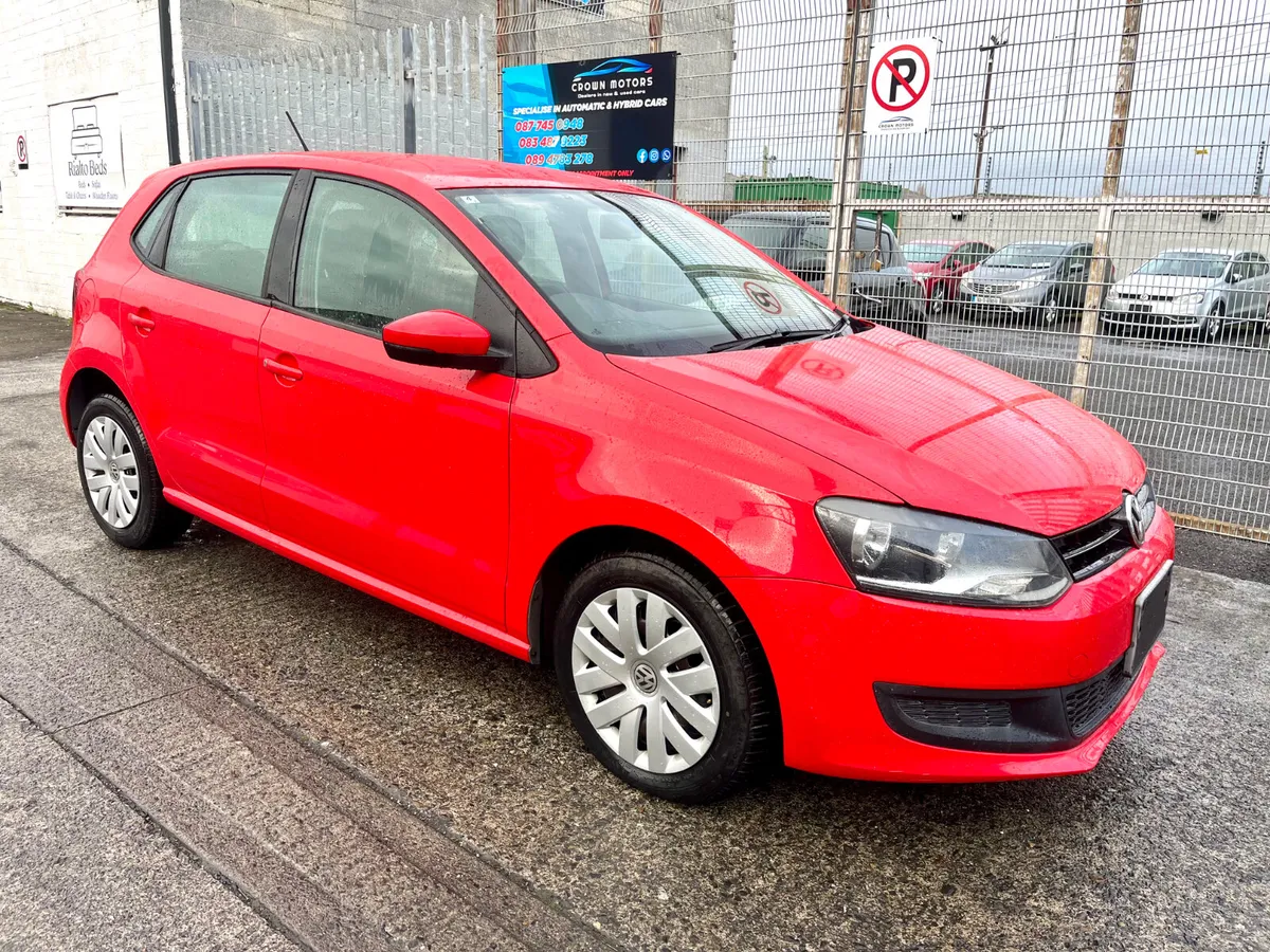 Volkswagen polo 2014 Automatic low mileage - Image 1