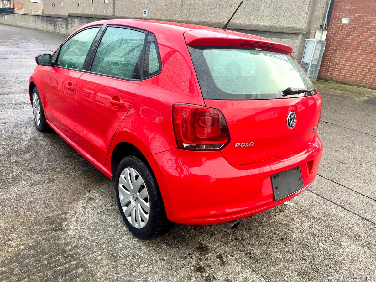 Volkswagen polo 2014 Automatic low mileage - Image 4