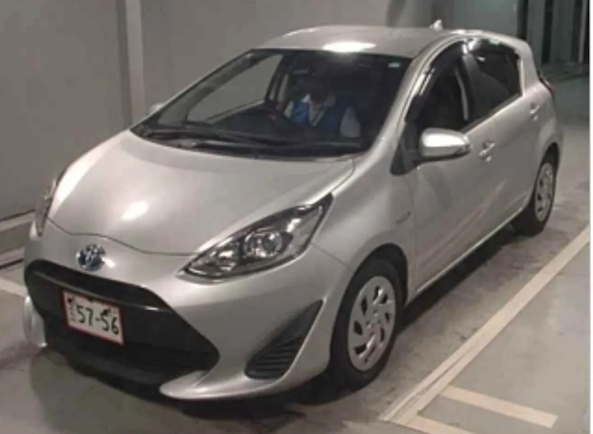 2017 Toyota Aqua- Immaculate condition push button - Image 2