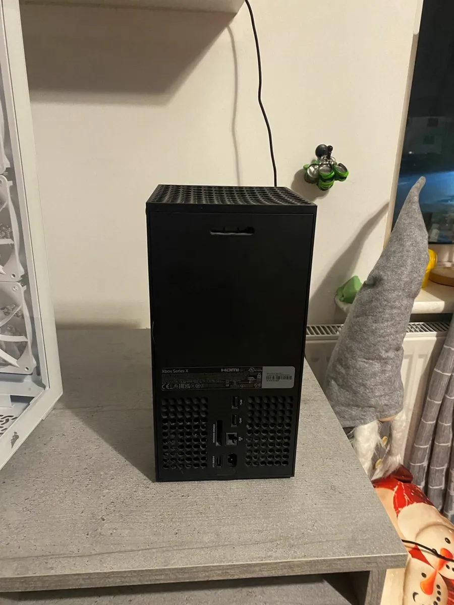 Xbox Series X - Image 2