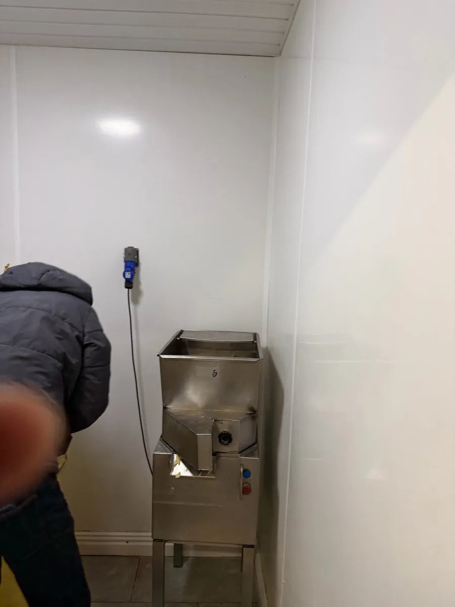 Bold Chipper/ Bold Peeler - Image 1