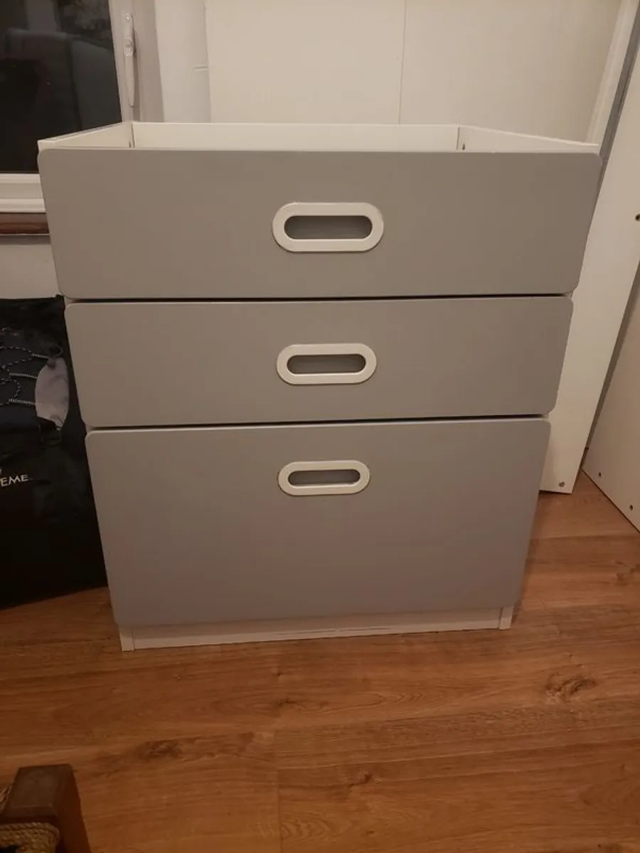 Drawers and desk - part of Ikea Smastad loft bed FREE - Image 2