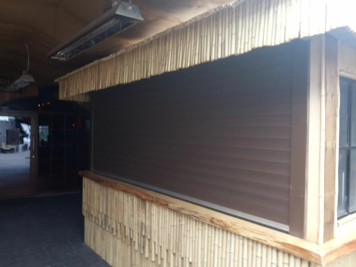 roller  door,  auto,  black,  insulated - Image 1