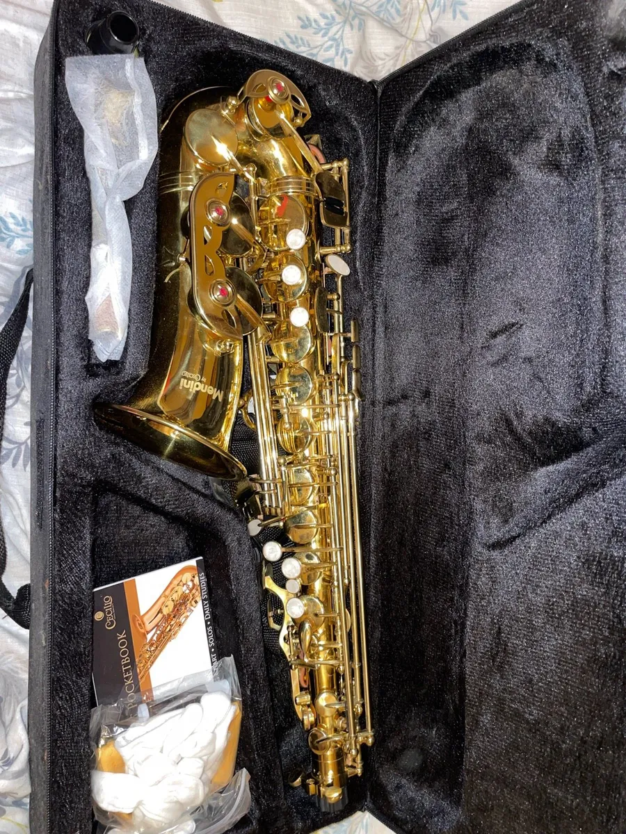 Saxophone - Image 2