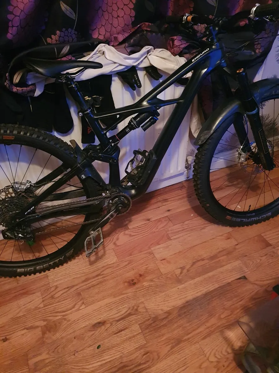 Full suspension mountain bike - Image 1