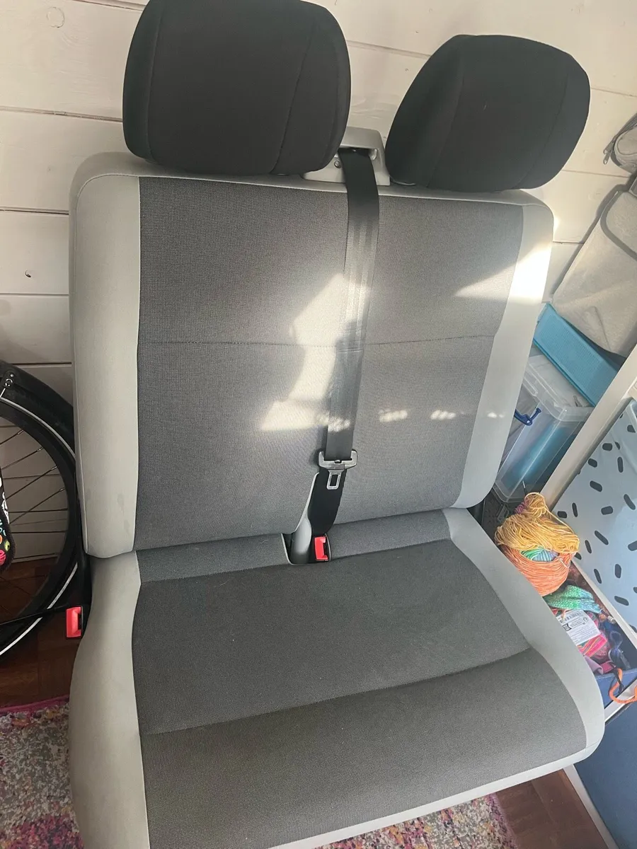 Transporter VW T5.1 2015 front bench seat - Image 2