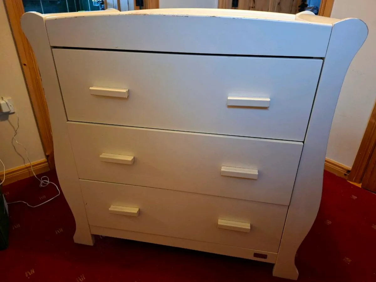 Baby changing table - Image 2