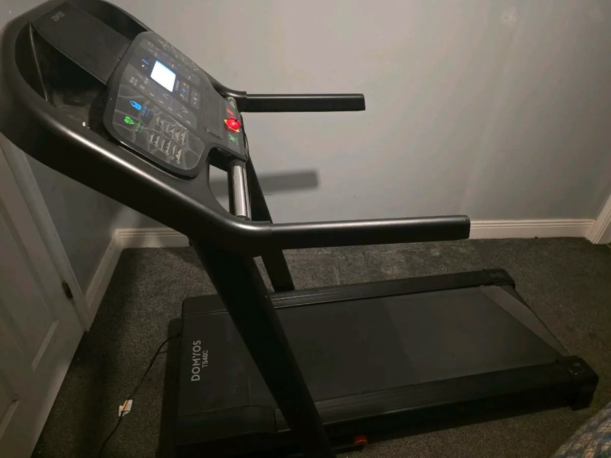 Treadmill - Image 2