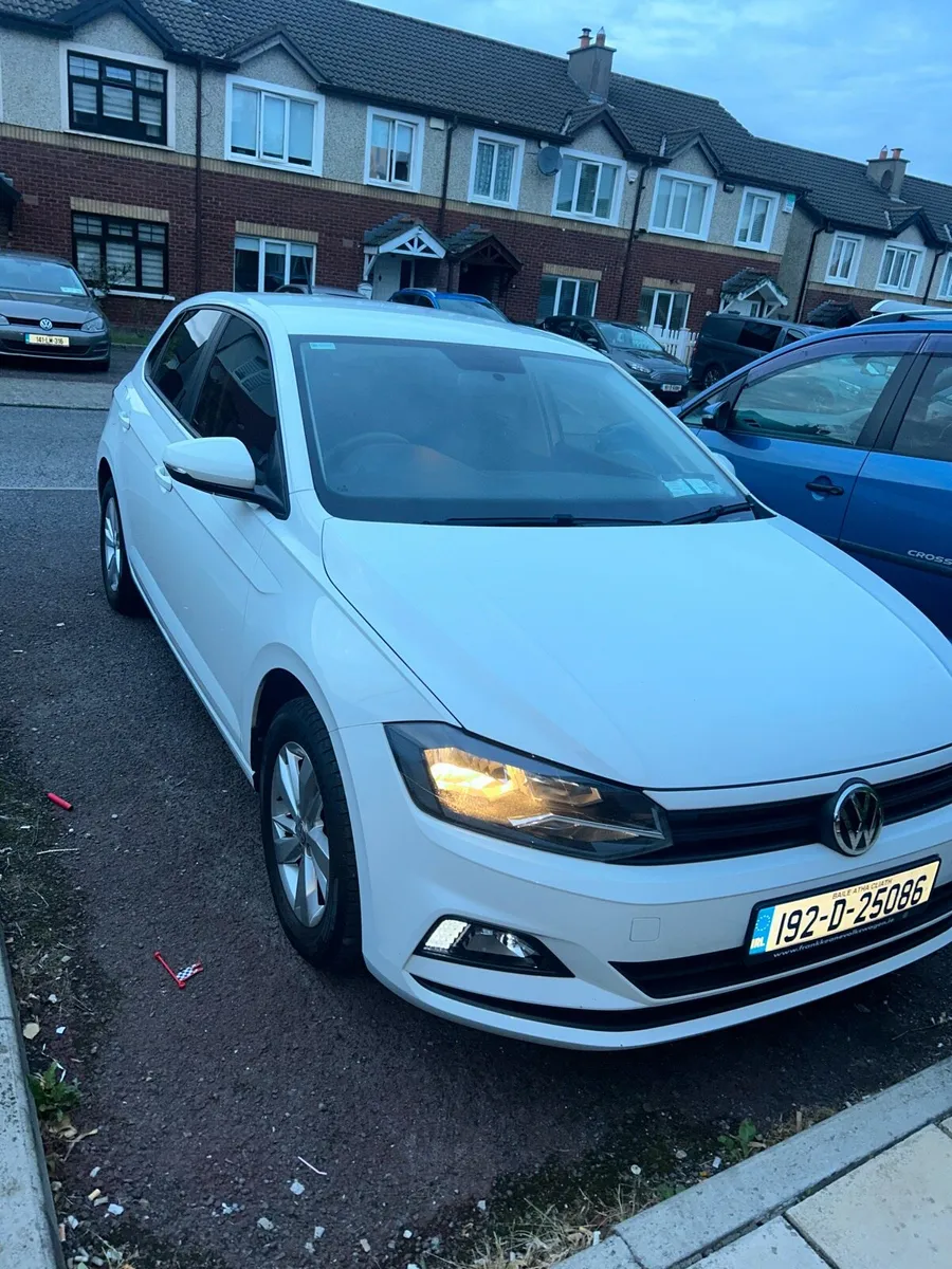 2019 (192) Volkswagen Polo - Image 2