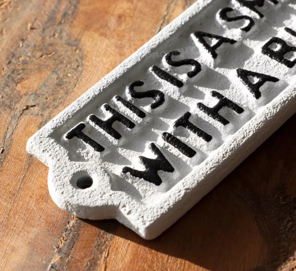 Cast Iron Wall Sign Small House Big Welcome NEW - Image 4