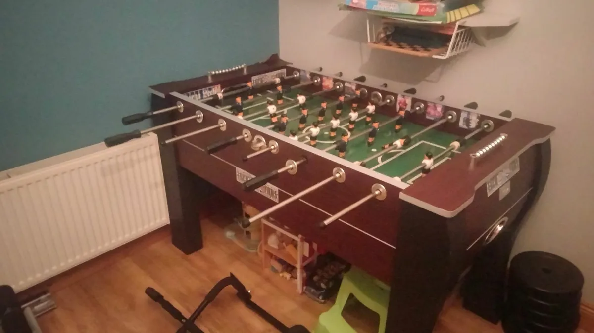 Soccer players table - Image 2