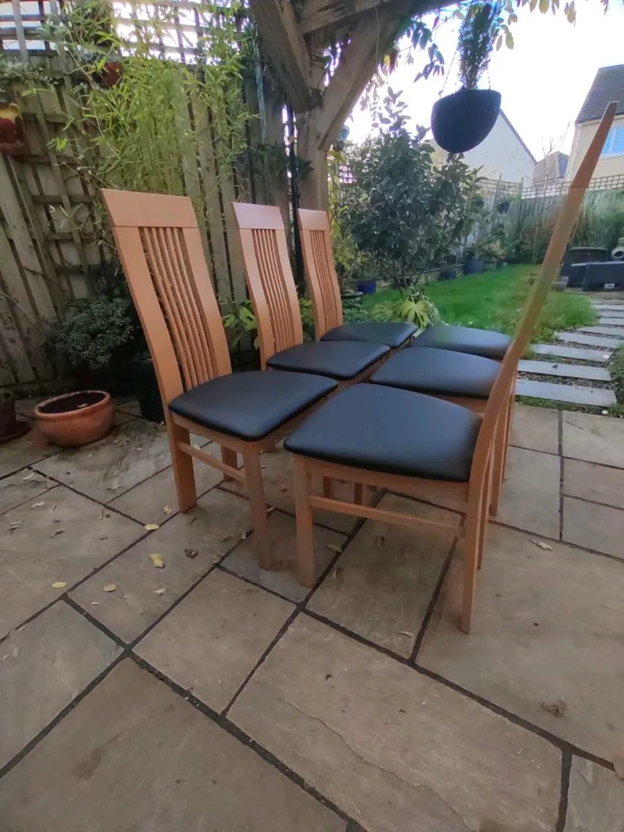 6 kitchen dining chairs - Image 1