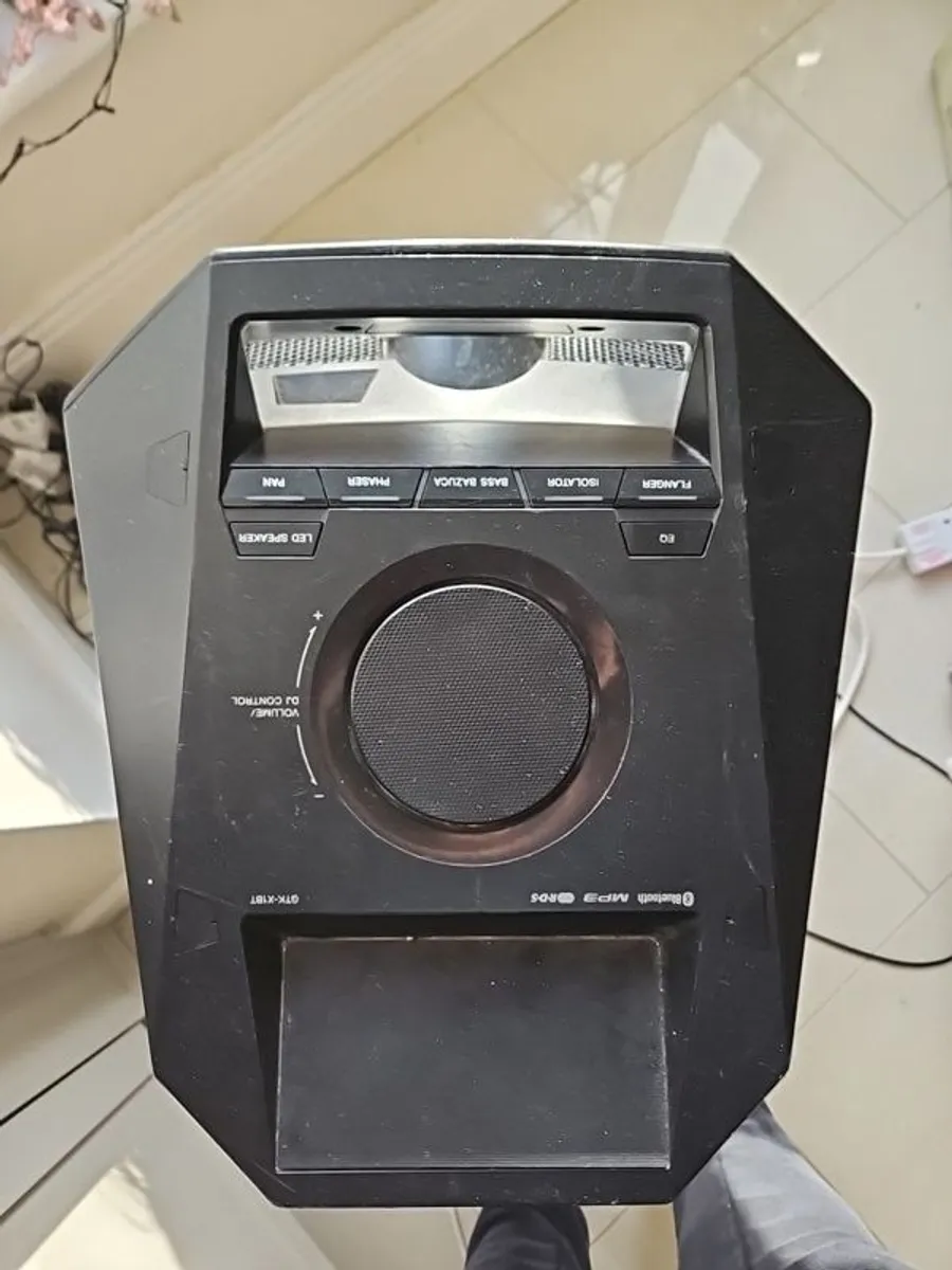 sony speaker - Image 2