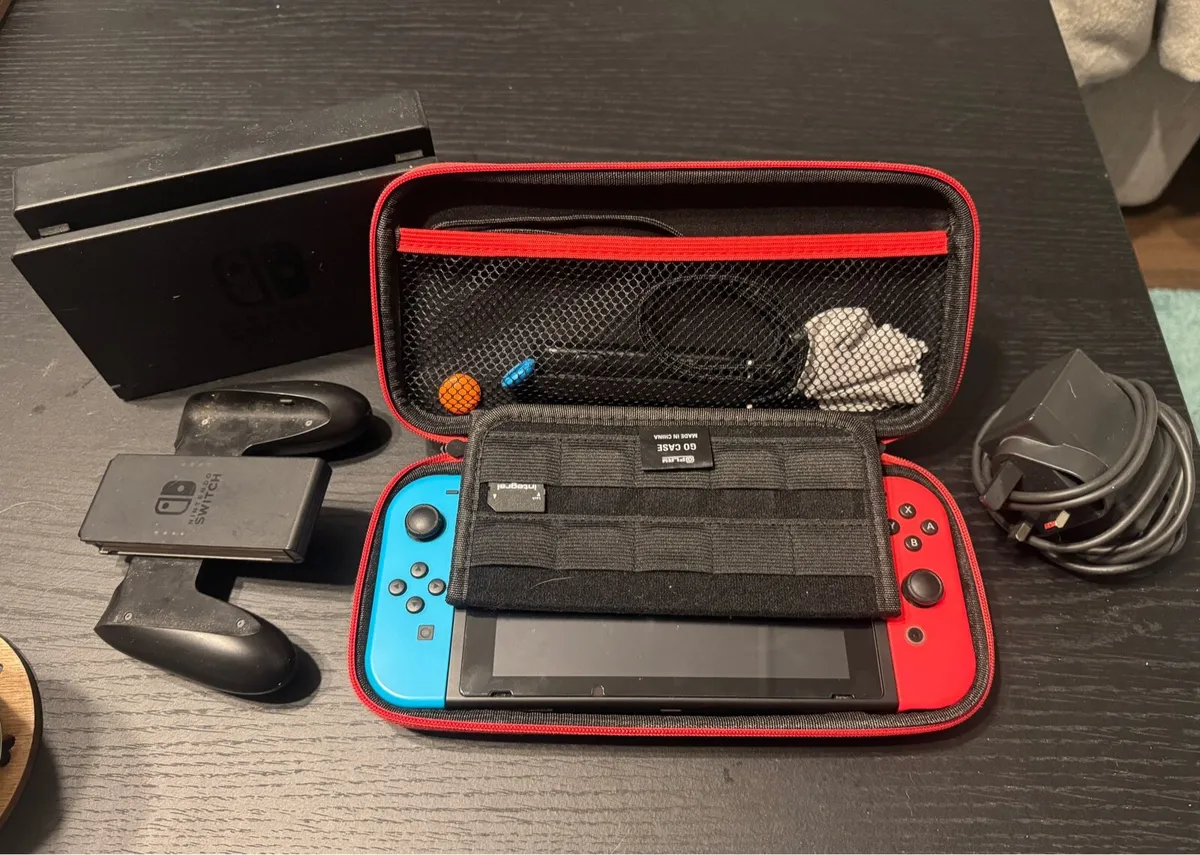 Nintendo Switch LCD - Image 1