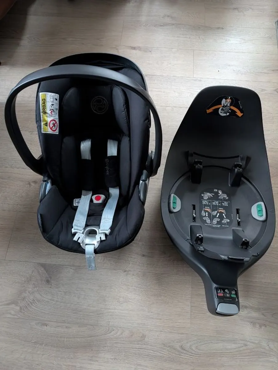 Cybex Cloud Z i-size plus iso fix base - Image 4
