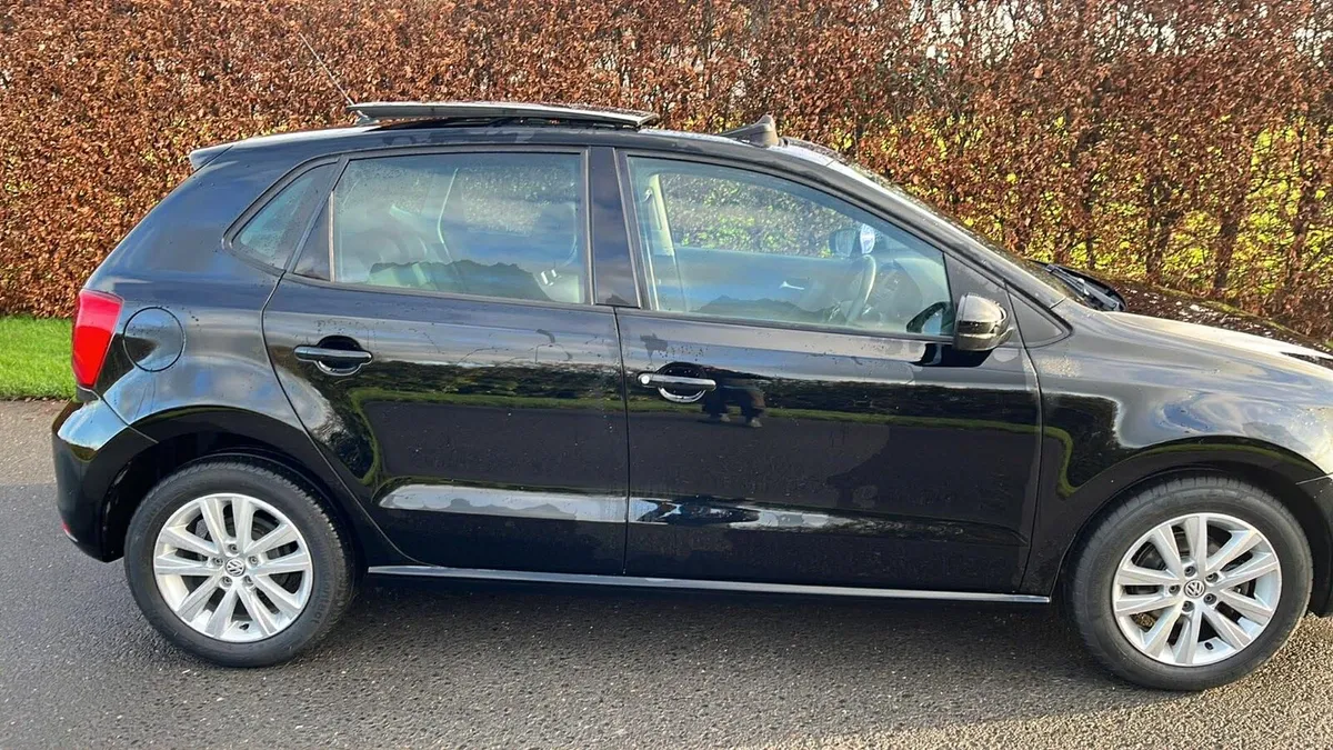 Volkswagen Polo 2016 1.0L Petrol - Image 2