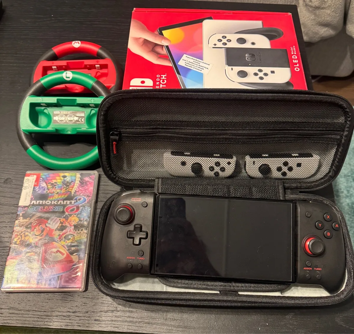 Nintendo Switch OLED - Bundle - Image 1