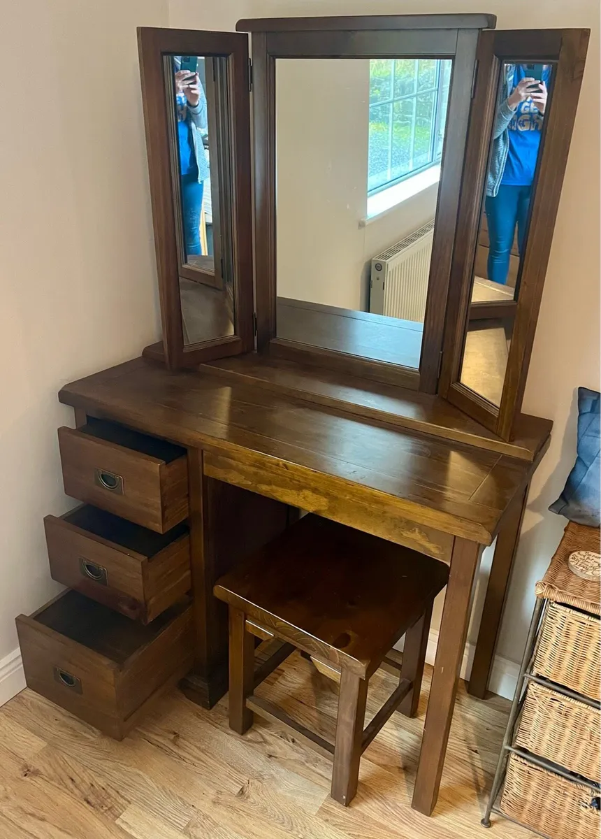 Dressing Table - Image 1