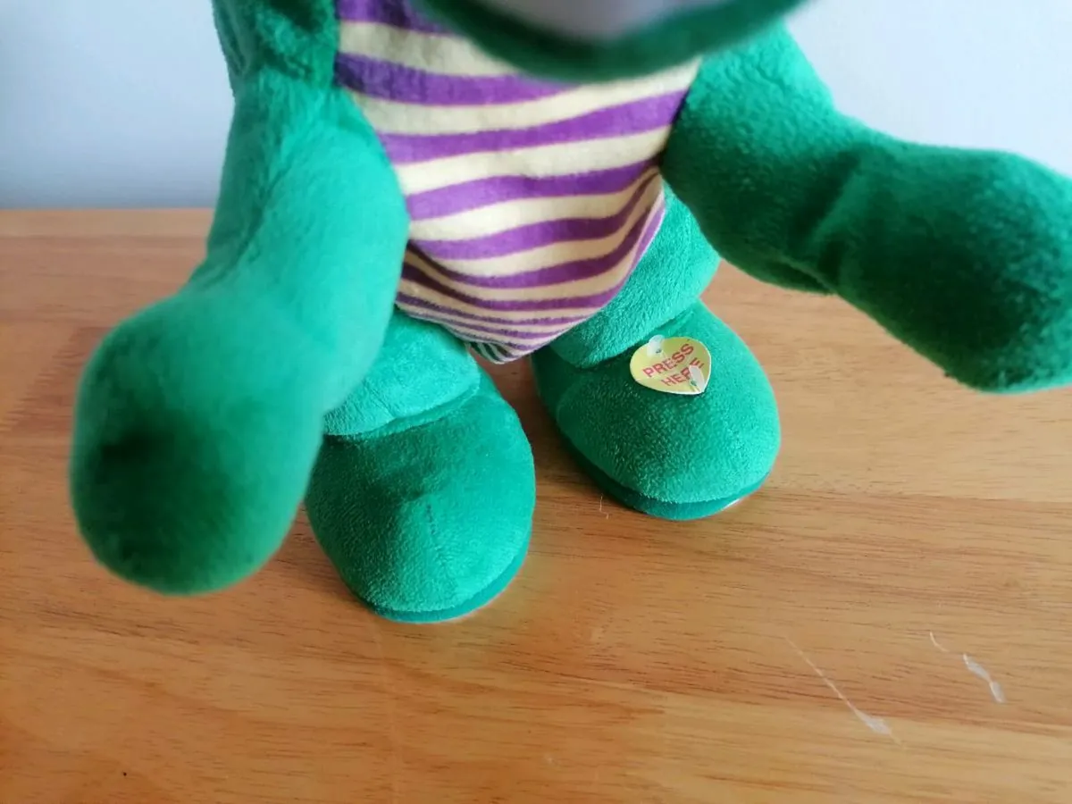 Roaring Dinosaur Interactive Plush Toy - Image 4