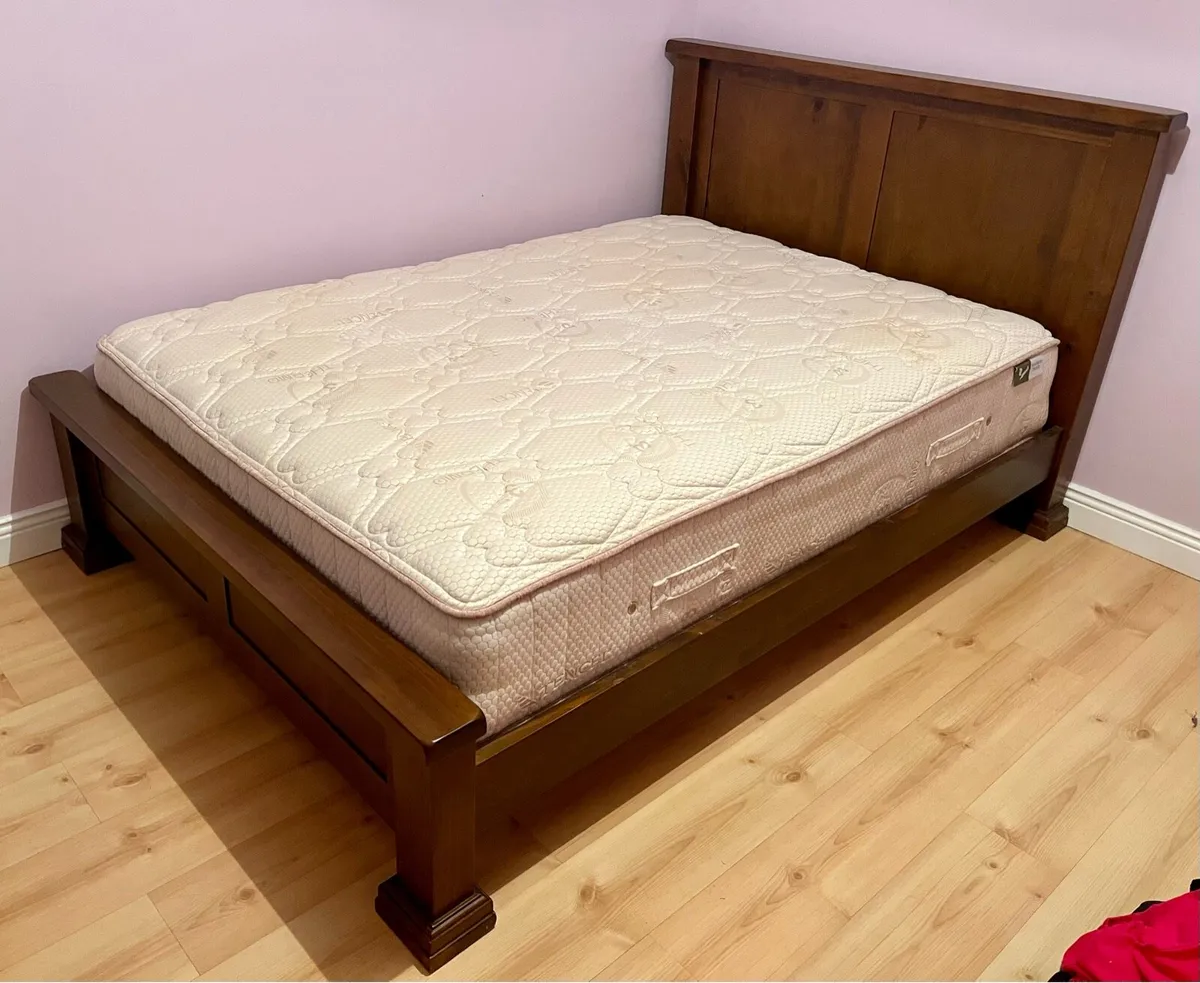 King Bed - Image 1