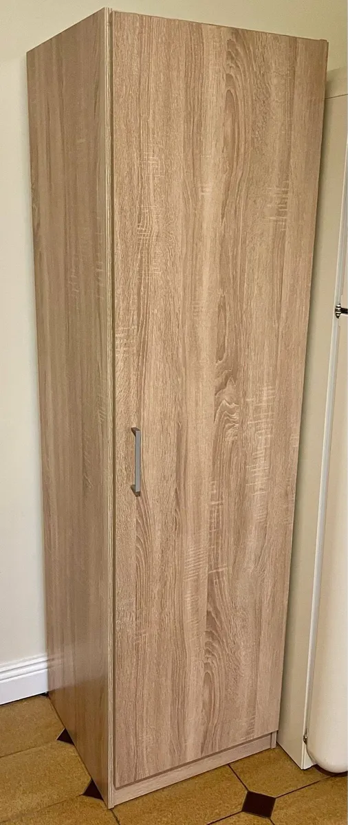 Wardrobes 1 door - Image 1