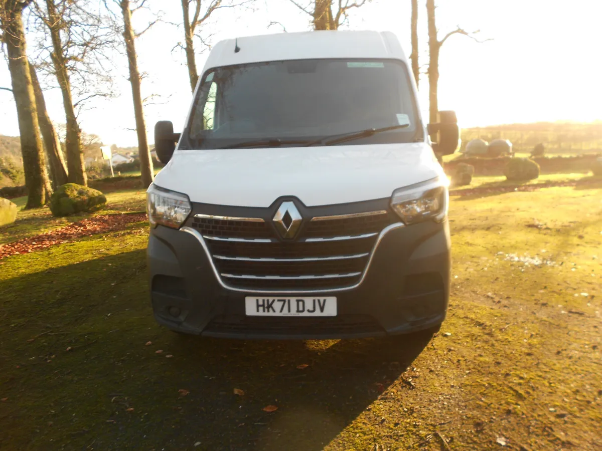 Renault Master 2021 - Image 2