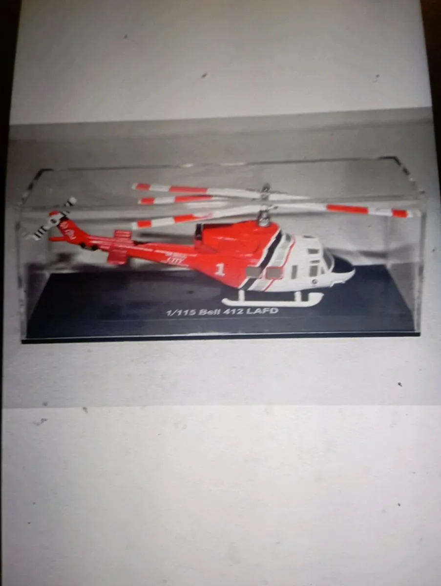 BELL 412 LAFD HELICOPTER DIE-CAST MODLE 1-48.: - Image 2