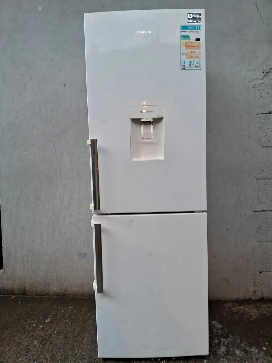 FRIDGE AND FREEZER - Image 4