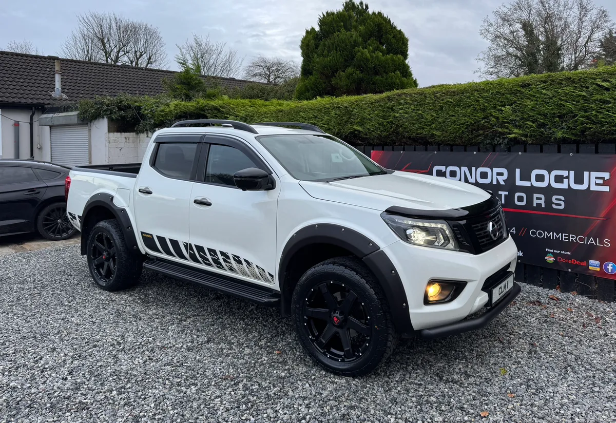 2020 Nissan Navara N Guard Auto Top Spec - Image 4