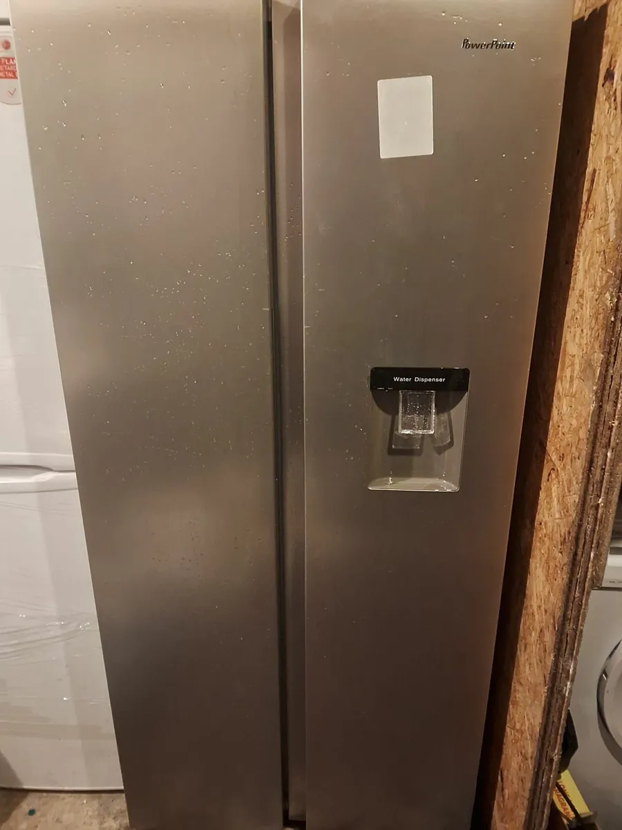 BRAND NEW AMERICAN FRIDGE AND FREEZER - Image 1