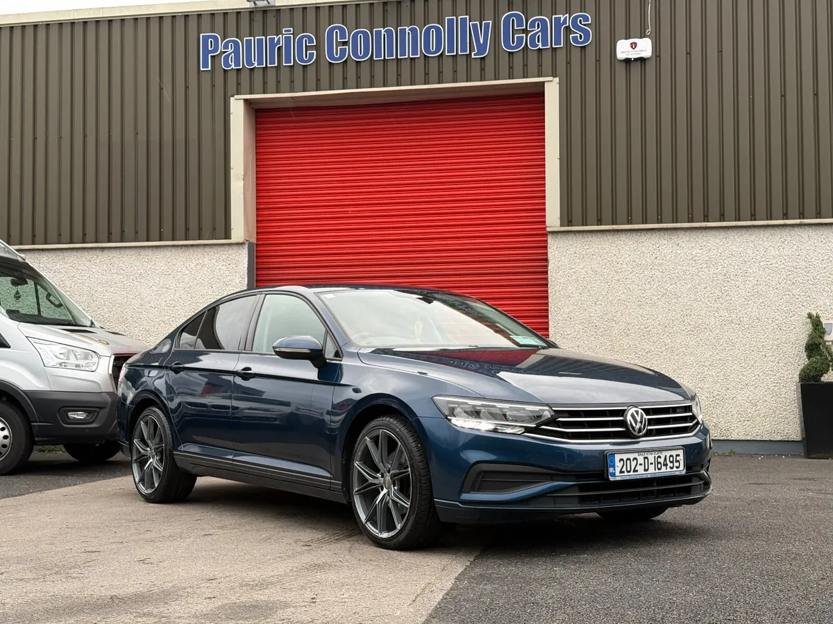Volkswagen Passat 2020 - Image 1