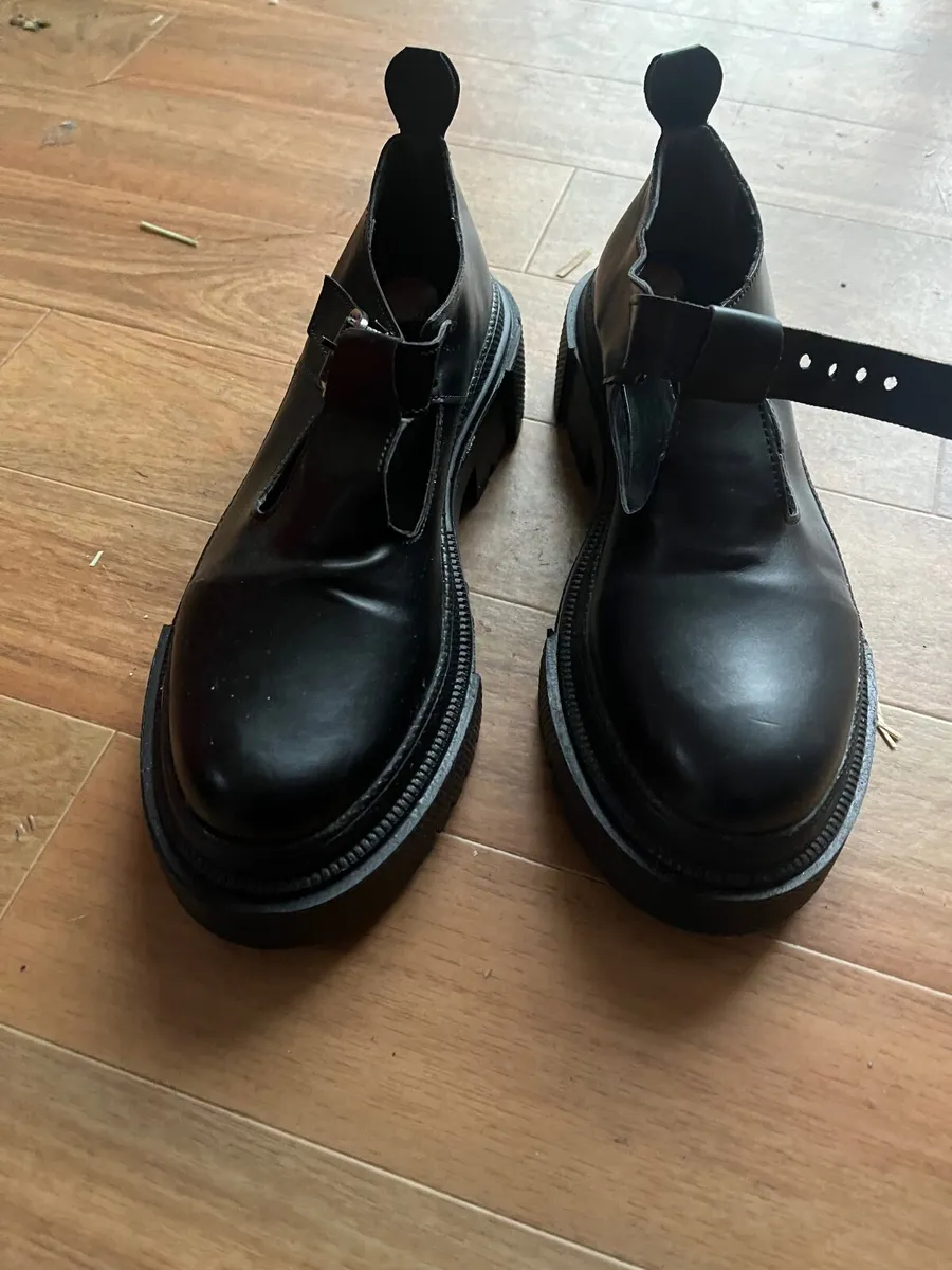 School shoes Girls - Image 1