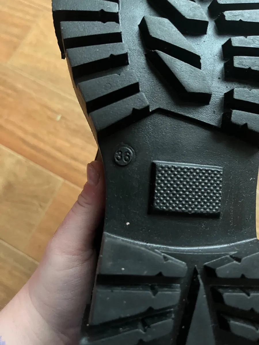 School shoes Girls - Image 4